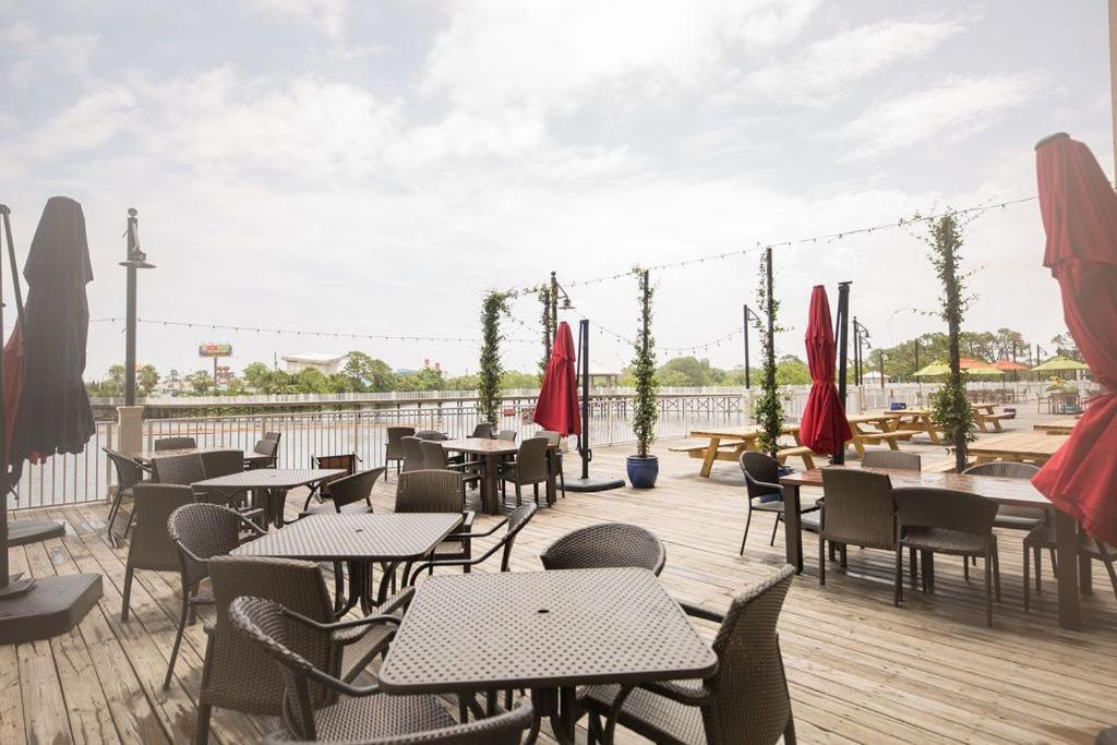 Living Right At Laketown Wharf #1016 By Nautical Properties Panama City Beach Kültér fotó