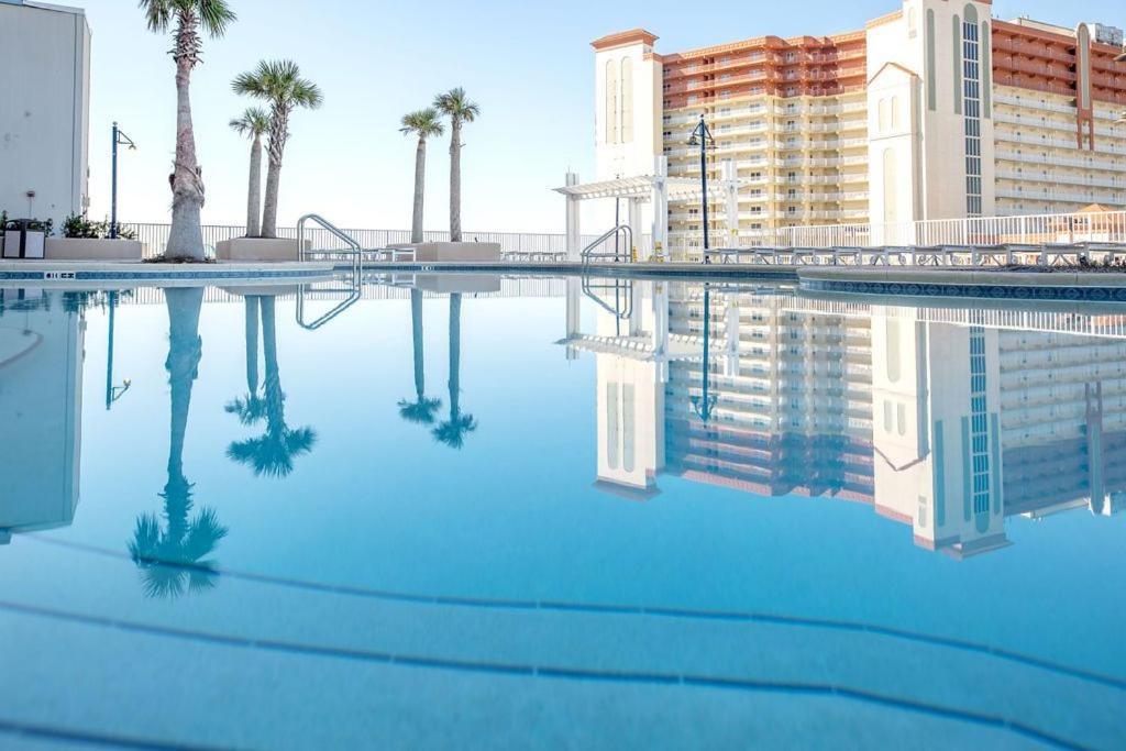 Living Right At Laketown Wharf #1016 By Nautical Properties Panama City Beach Kültér fotó